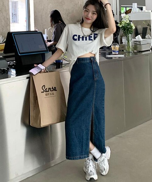 Bifrost（ビフレスト）の「デニムスリットマキシスカート（スカート・レディース・ライトブルー/ダークブルー・M/L）」の10枚目の写真