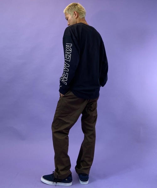 NEW ERA(ニューエラ)の「NEW ERA/ニューエラ ルーズシルエット スリーブロゴロンT 12855357(Tシャツ/カットソー・メンズ・ブラック・M/XL/L)」の6枚目の写真