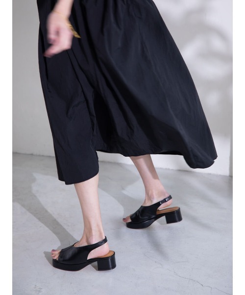 Ayla（アイラ）の「platform sandals（サンダル・レディース・ブラウン/ブラック・23/23.5/24/24.5/25）」の13枚目の写真