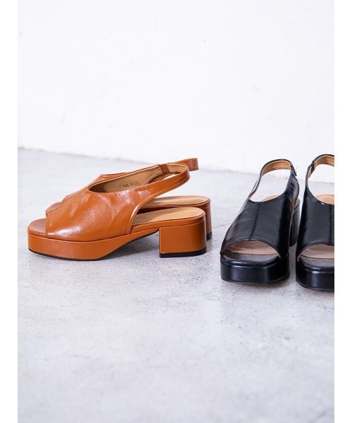 Ayla（アイラ）の「platform sandals（サンダル・レディース・ブラウン/ブラック・23/23.5/24/24.5/25）」の6枚目の写真