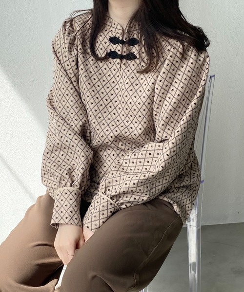idem（イデム）の「【ZOZOTOWN限定】geometric china volume blouse/ジオメトリックチャイナボリュームブラウス（シャツ/ブラウス・レディース・ベージュ/グリーン・FREE）」の13枚目の写真