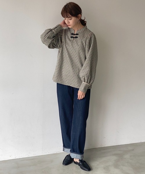 idem（イデム）の「【ZOZOTOWN限定】geometric china volume blouse/ジオメトリックチャイナボリュームブラウス（シャツ/ブラウス・レディース・ベージュ/グリーン・FREE）」の8枚目の写真