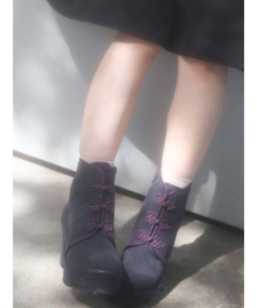 merry jenny（メリージェニー）の「チャイナブーツ（ブーツ・レディース・ブラック/ベージュ/ブルー・MEDIUM/LARGE）」の20枚目の写真