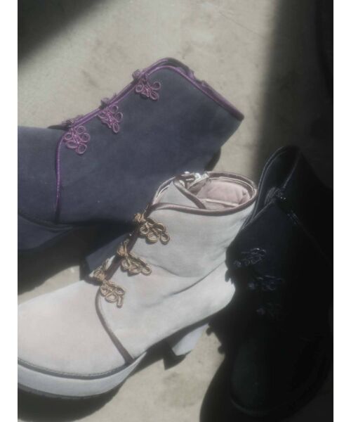 merry jenny（メリージェニー）の「チャイナブーツ（ブーツ・レディース・ブラック/ベージュ/ブルー・MEDIUM/LARGE）」の4枚目の写真