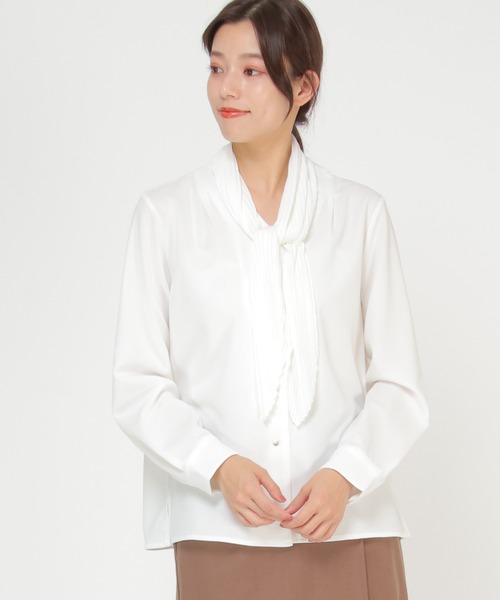 ikka(イッカ)の「プリーツタイ付きブラウス(シャツ/ブラウス・レディース・オフホワイト/チャコールグレー・M/L)」の20枚目の写真