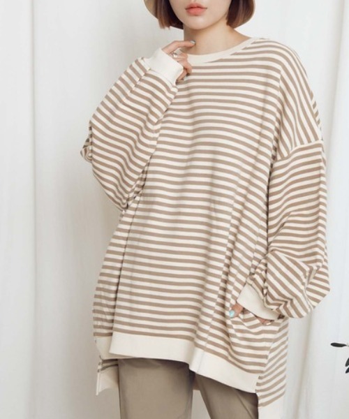 Chaco closet（チャコ クローゼット）の「バルーンスリーブオーバーサイズボーダースウェット（スウェット・レディース・ブルー/ベージュ/ブラック・FREE）」の3枚目の写真