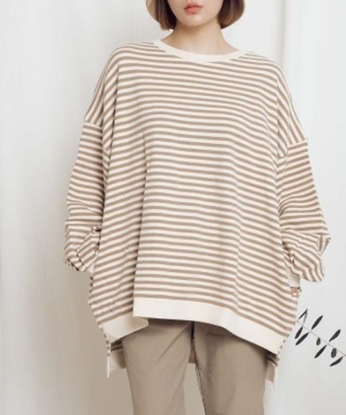 Chaco closet（チャコ クローゼット）の「バルーンスリーブオーバーサイズボーダースウェット（スウェット・レディース・ブルー/ベージュ/ブラック・FREE）」の13枚目の写真