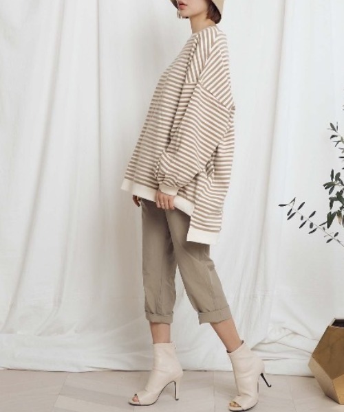 Chaco closet（チャコ クローゼット）の「バルーンスリーブオーバーサイズボーダースウェット（スウェット・レディース・ブルー/ベージュ/ブラック・FREE）」の14枚目の写真