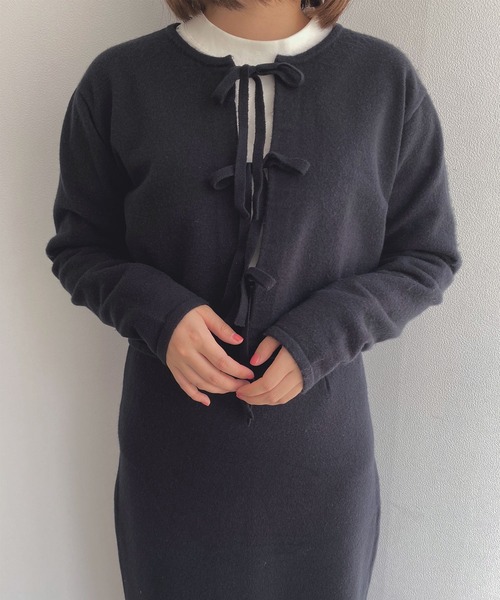 omom sot（オムオムソット）の「ニットカーディガン 2way リボン付き omom sot（カーディガン/ボレロ・レディース・ブラック/ダークグリーン・M）」の2枚目の写真