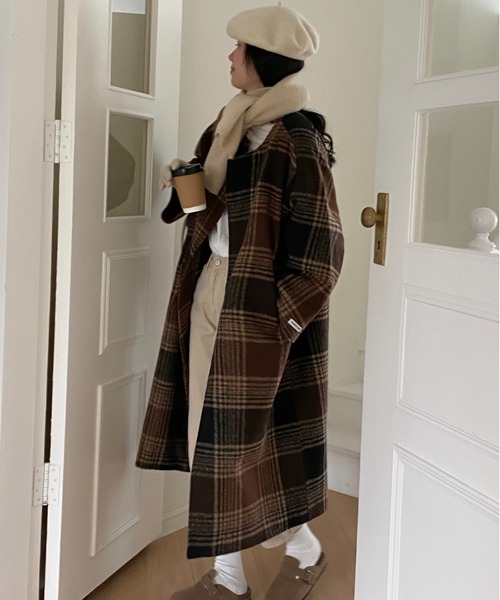 emi+（エミプラス）の「チェック柄ノーカラーコート（ノーカラーコート