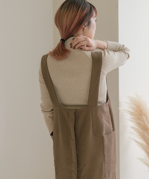 ITEMS URBANRESEARCH（アイテムズ アーバンリサーチ）の「モチモチハイネックリブニット（ニット/セーター・レディース・チャコールグレー/ベージュ/グレー/ブルー/グリーン・FREE）」の9枚目の写真