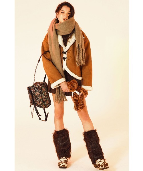 FANCY CLUB（ファンシークラブ）の「A'GEM/9 × .kom『 FANCY CLUB/ファンシークラブ』CROP DUFFLE MUSTANG/クロップド丈 ダッフルムスタングジャケット（ブルゾン・レディース・ブラック/ブラウン・FREE）」の8枚目の写真