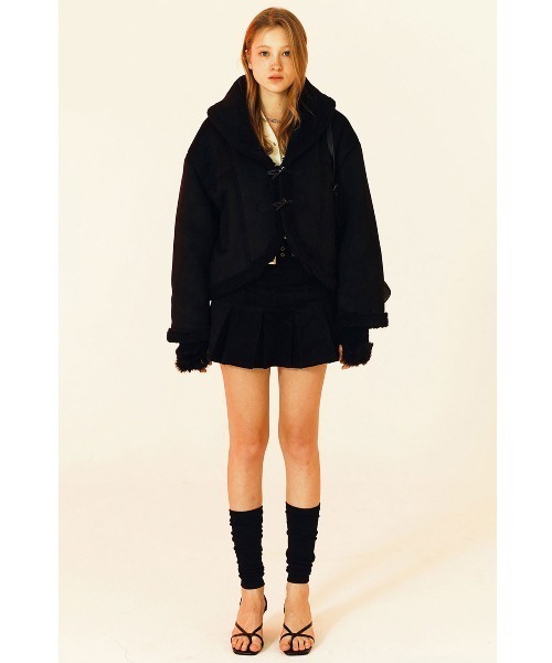 FANCY CLUB（ファンシークラブ）の「A'GEM/9 × .kom『 FANCY CLUB/ファンシークラブ』CROP DUFFLE MUSTANG/クロップド丈 ダッフルムスタングジャケット（ブルゾン・レディース・ブラック/ブラウン・FREE）」の6枚目の写真