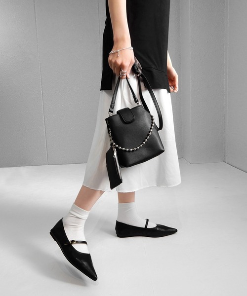 alala（アララ）の「メリージェーンポインテッドフラット（パンプス・レディース・シルバー/ブラック/ゴールド/ベージュ/カーキ・M/LL/S/L）」の7枚目の写真