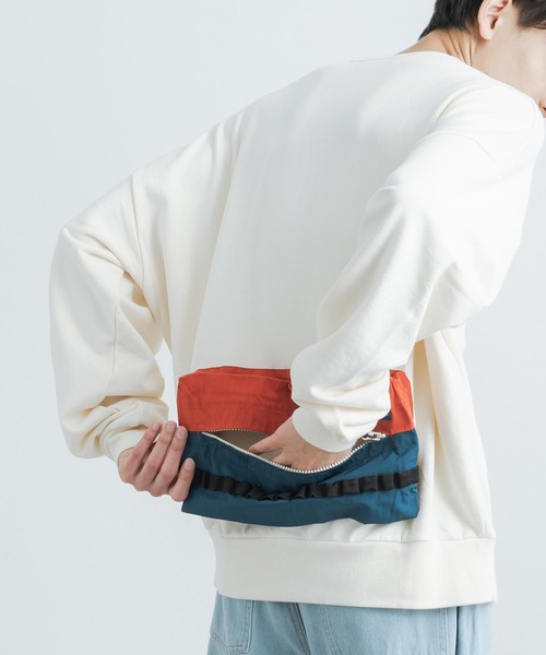 KRIFF MAYER(クリフメイヤー)の「OUTDOOR PRODUCTS × KRIFF MAYER コラボ クルーネック裏毛スウェットシャツトレーナー(スウェット・メンズ・オフホワイト/サックスブルー/チャコール・M/XL/L)」の4枚目の写真