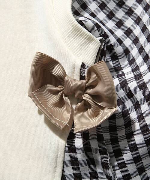 SHOO・LA・RUE（シューラルー）の「◆【90-130cm】裏毛ベスト風ドッキングトレーナー（スウェット・キッズ・アイボリー/ブラック系1・11/10/12/13/09）」の10枚目の写真