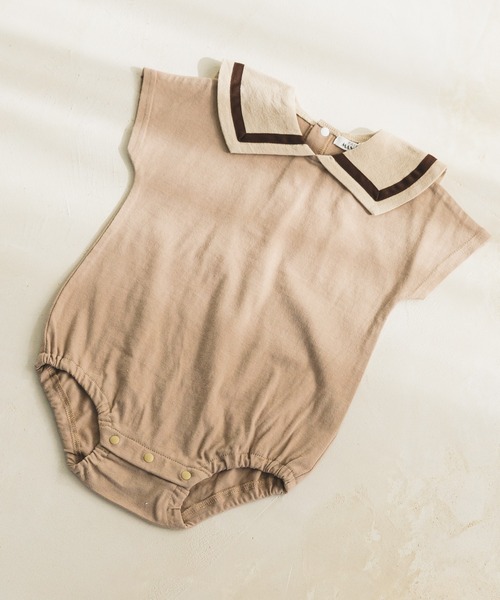 pairmanon（ペアマノン）の「【なめらか肌触り】【かぞくおそろい】【ベビー】セーラーカラー 半袖ロンパース（ロンパース・キッズ・アイボリー/ブルー系その他3/ブラック/モカ/グレイッシュベージュ/ライトベージュ/ピンク・70/80）」の6枚目の写真