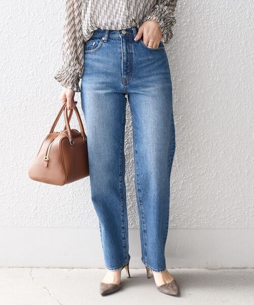 SHIPS（シップス）の「5ポケット テーパードデニム（デニムパンツ・レディース・ネイビー/ブルー・SMALL/MEDIUM/LARGE/X-SMALL）」の2枚目の写真