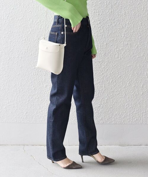 SHIPS（シップス）の「5ポケット テーパードデニム（デニムパンツ・レディース・ネイビー/ブルー・SMALL/MEDIUM/LARGE/X-SMALL）」の21枚目の写真