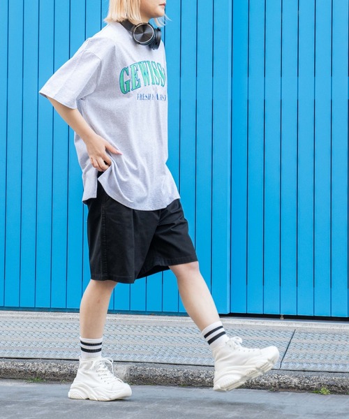 WEGO(ウィゴー)の「WEGO/グラフィックBIGT(Tシャツ/カットソー・レディース・ネイビー/オートミール/ホワイト/その他1/グリーン/ブルー・SMALL/MEDIUM)」の13枚目の写真