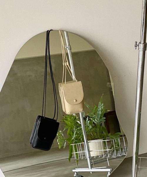 LA BELLE ETUDE（ラベルエチュード）の「【CONTROL FREAK】マルチウォレットショルダー（ショルダーバッグ・レディース・ブラック/アイボリー・FREE）」の7枚目の写真