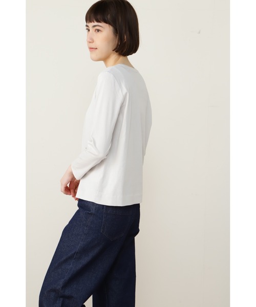human woman(ヒューマンウーマン)の「オーガニックコットンスムース長袖Tシャツ(Tシャツ/カットソー・レディース・ホワイト/グレー・MEDIUM/LARGE)」の5枚目の写真