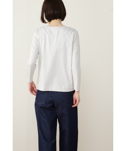 human woman(ヒューマンウーマン)の「オーガニックコットンスムース長袖Tシャツ(Tシャツ/カットソー・レディース・ホワイト/グレー・MEDIUM/LARGE)」の6枚目の写真