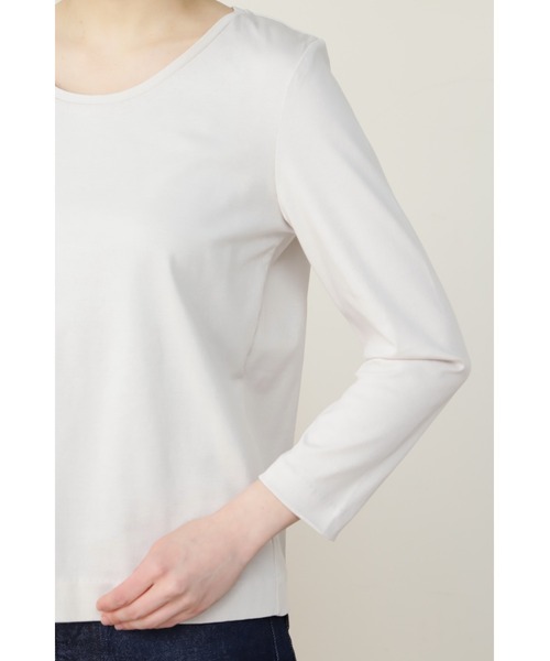 human woman(ヒューマンウーマン)の「オーガニックコットンスムース長袖Tシャツ(Tシャツ/カットソー・レディース・ホワイト/グレー・MEDIUM/LARGE)」の8枚目の写真