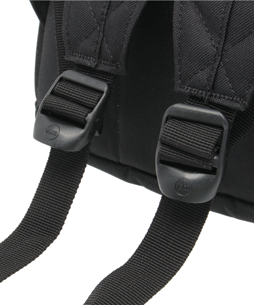 JOURNAL STANDARD（ジャーナルスタンダード）の「HERSCHEL / ハーシェル: NELSON（バックパック/リュック・メンズ・ブラック/カーキ・FREE）」の8枚目の写真