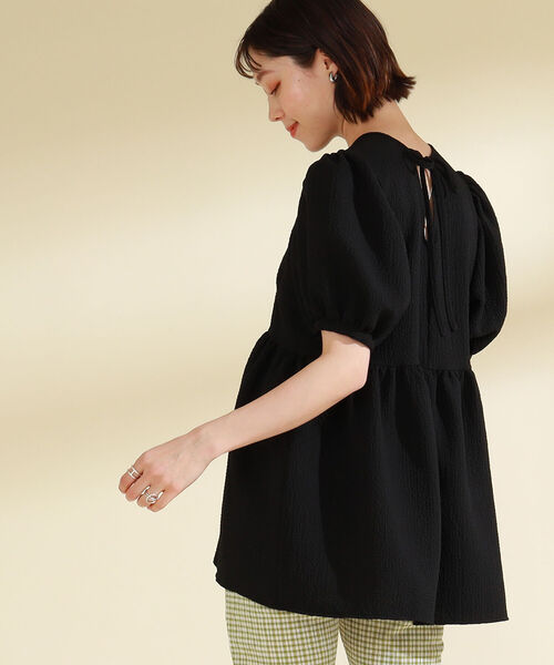 Ray BEAMS（レイビームス）の「Ray BEAMS / ギャザー キリカエ パフスリーブ ブラウス（シャツ/ブラウス・レディース・ブラック/ホワイト・ONE SIZE）」の16枚目の写真