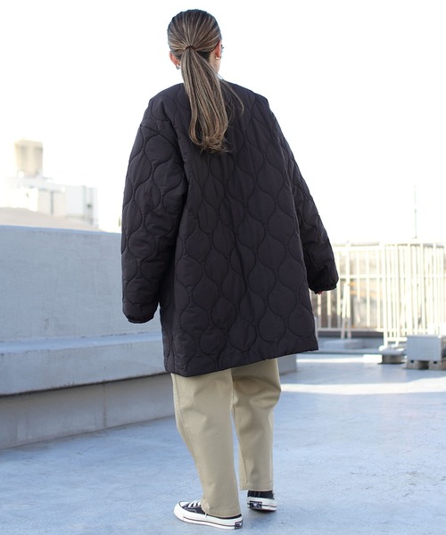 EEL(イール)の「EEL/イール 別注 コサム コート Awesome coat(ノーカラーコート・メンズ・ブラック/オリーブ・L/M)」の6枚目の写真