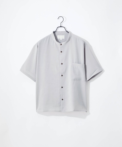 Craft Nicholson（クラフトニコルソン）の「ブライトポプリン リラックス バンドカラー 半袖シャツ（シャツ/ブラウス・メンズ・ライトグレー/ブラック/ベージュ/ネイビー/オフホワイト/パープル系その他/オレンジ系その他/スモークピンク/テラコッタ・S/M/L）」の3枚目の写真