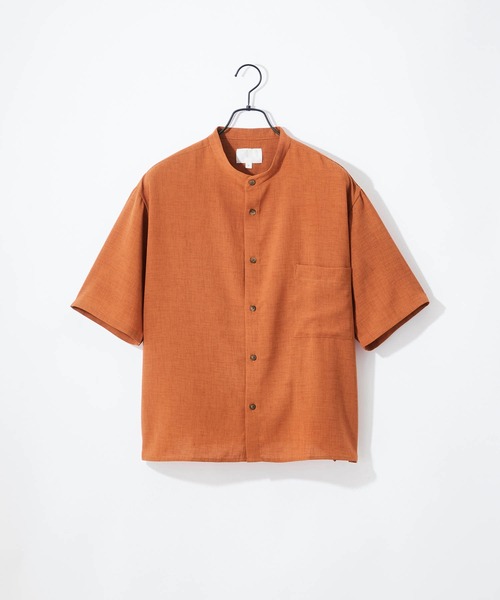 Craft Nicholson（クラフトニコルソン）の「ブライトポプリン リラックス バンドカラー 半袖シャツ（シャツ/ブラウス・メンズ・ライトグレー/ブラック/ベージュ/ネイビー/オフホワイト/パープル系その他/オレンジ系その他/スモークピンク/テラコッタ・S/M/L）」の4枚目の写真