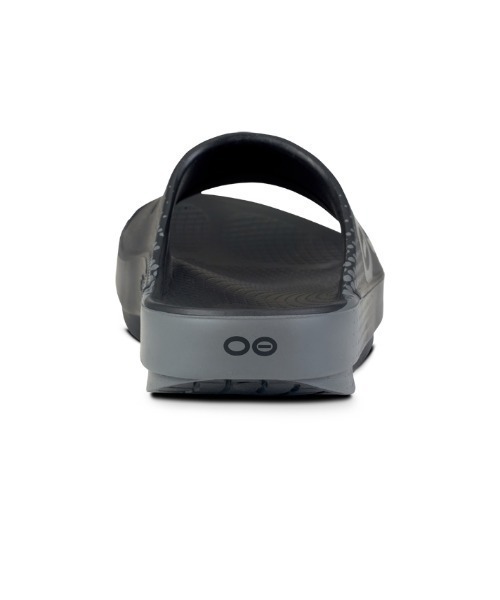 OOFOS（ウーフォス）の「OOFOS/ウーフォス OOahh Sport リカバリー サンダル 2026春夏（サンダル・メンズ・カモフラージュ/ブラック/ブラック×ホワイト/ダークオリーブ/ブラック×グレー・8/10/6/7/5/9/11/4）」の17枚目の写真