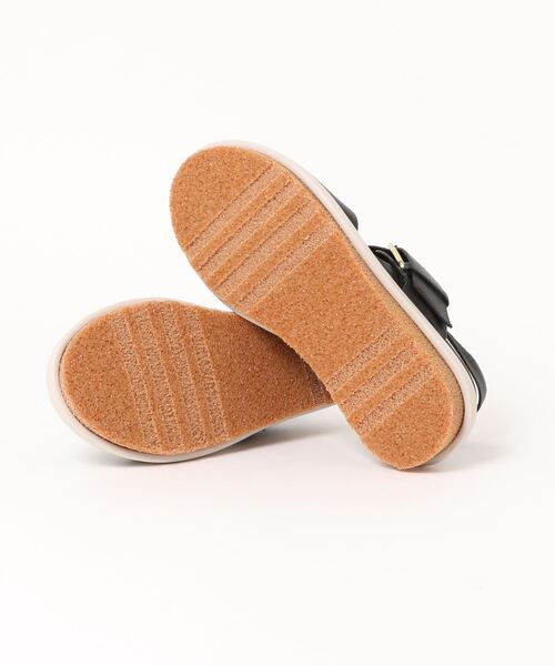 H.A.K(ハク)の「バックルフラットサンダル(サンダル・レディース・キャメル/ブラック・37/38/36)」の3枚目の写真