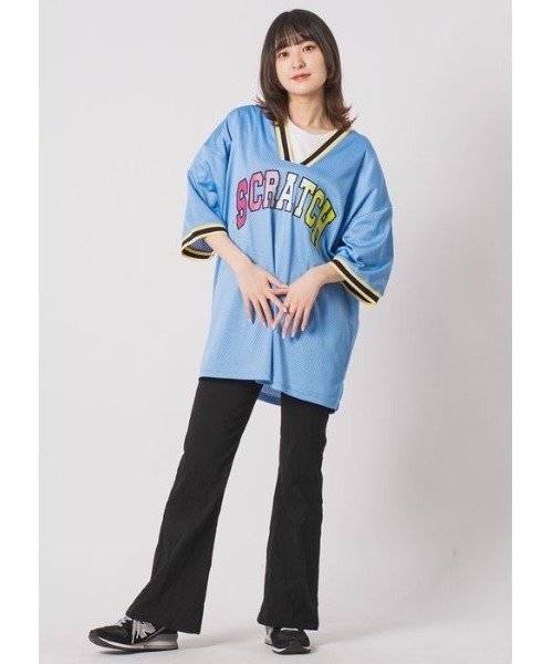 RE730(アールイーセブンサーティー)の「RE730 カラフルなベースボールシャツ ビッグシルエット(Tシャツ/カットソー・メンズ・ホワイト/ブラック/ブルー・MEDIUM/LARGE/X-LARGE)」の12枚目の写真