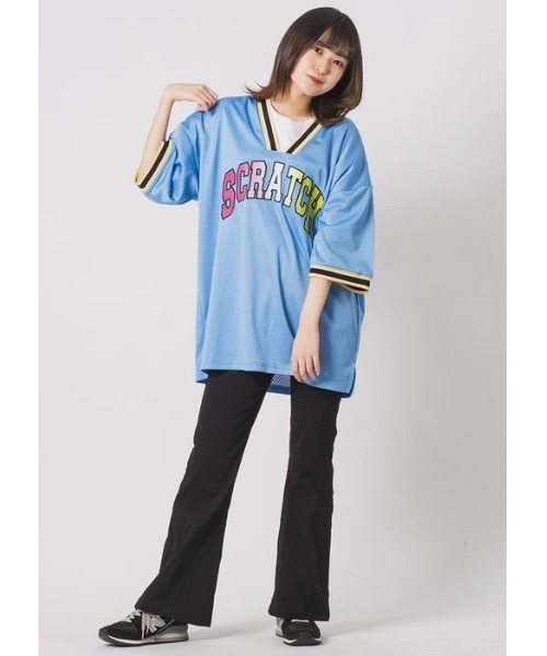 RE730(アールイーセブンサーティー)の「RE730 カラフルなベースボールシャツ ビッグシルエット(Tシャツ/カットソー・メンズ・ホワイト/ブラック/ブルー・MEDIUM/LARGE/X-LARGE)」の13枚目の写真