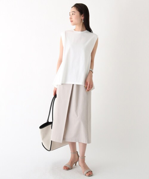 OPAQUE.CLIP(オペークドットクリップ)の「◆Aラインフレンチスリーブカットソー【WEB限定カラー・サイズ】(Tシャツ/カットソー・レディース・ブラック/ブラウン系その他5/ホワイト系/黄緑系・40/38/42/36)」の12枚目の写真