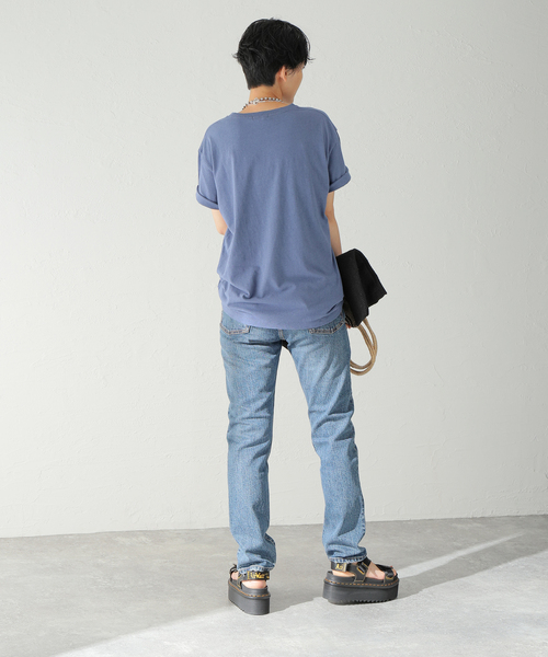 JOURNAL STANDARD（ジャーナルスタンダード）の「エンブロイダリーロゴTシャツ（Tシャツ/カットソー・レディース・ホワイト/ネイビー・FREE）」の8枚目の写真