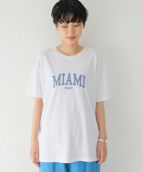 JOURNAL STANDARD（ジャーナルスタンダード）の「エンブロイダリーロゴTシャツ（Tシャツ/カットソー・レディース・ホワイト/ネイビー・FREE）」の19枚目の写真