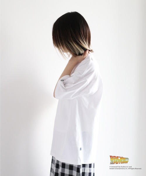 DISCUS（ディスカス）の「DISCUS『BACK TO THE FUTURE』バックプリントTシャツ（Tシャツ/カットソー・レディース・ブラック/ホワイト・M）」の12枚目の写真