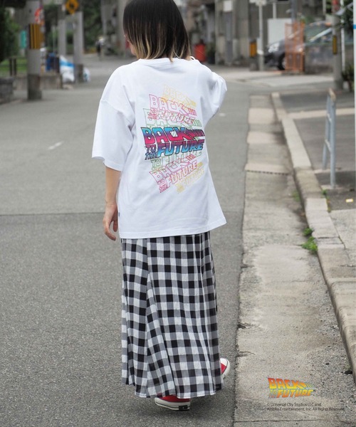 DISCUS（ディスカス）の「DISCUS『BACK TO THE FUTURE』バックプリントTシャツ（Tシャツ/カットソー・レディース・ブラック/ホワイト・M）」の6枚目の写真