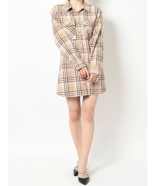 RESEXXY（リゼクシー）の「ラージチェックシャツワンピース（ワンピース・レディース・ベージュ/ブラウン/グリーン・FREE）」の10枚目の写真