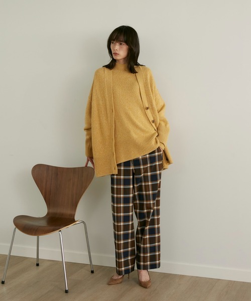 INED（イネド）の「ニュアンス杢カラーカーディガン 軽めの羽織り やわらかい肌触り 程よい厚み（カーディガン/ボレロ・レディース・イエロー/ブラウン/グレー・9号）」の7枚目の写真