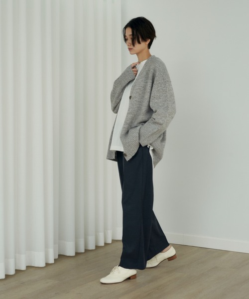 INED（イネド）の「ニュアンス杢カラーカーディガン 軽めの羽織り やわらかい肌触り 程よい厚み（カーディガン/ボレロ・レディース・イエロー/ブラウン/グレー・9号）」の5枚目の写真