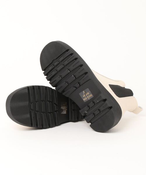 Noubel Voug Relax（ヌーベルヴォーグリラックス）の「トラックソールチェルシーブーツ（ブーツ・レディース・アイボリー/ブラック・S/M/L/LL/3L）」の3枚目の写真