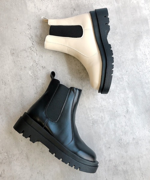 Noubel Voug Relax（ヌーベルヴォーグリラックス）の「トラックソールチェルシーブーツ（ブーツ・レディース・アイボリー/ブラック・S/M/L/LL/3L）」の21枚目の写真