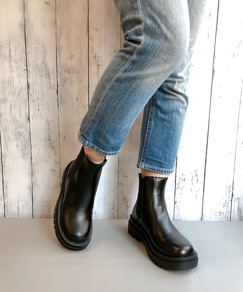 Noubel Voug Relax（ヌーベルヴォーグリラックス）の「トラックソールチェルシーブーツ（ブーツ・レディース・アイボリー/ブラック・S/M/L/LL/3L）」の20枚目の写真