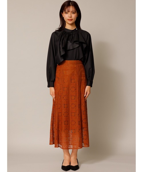 TONAL（トーナル）の「フロントドレープデザインブラウス（シャツ/ブラウス・レディース・ブラック/オフホワイト/ブルー・38）」の9枚目の写真