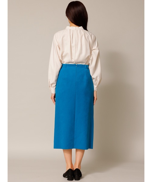 TONAL（トーナル）の「フロントドレープデザインブラウス（シャツ/ブラウス・レディース・ブラック/オフホワイト/ブルー・38）」の6枚目の写真